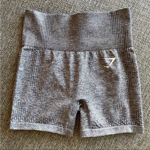 🦈GYMSHARK VITAL SHORTS🦈